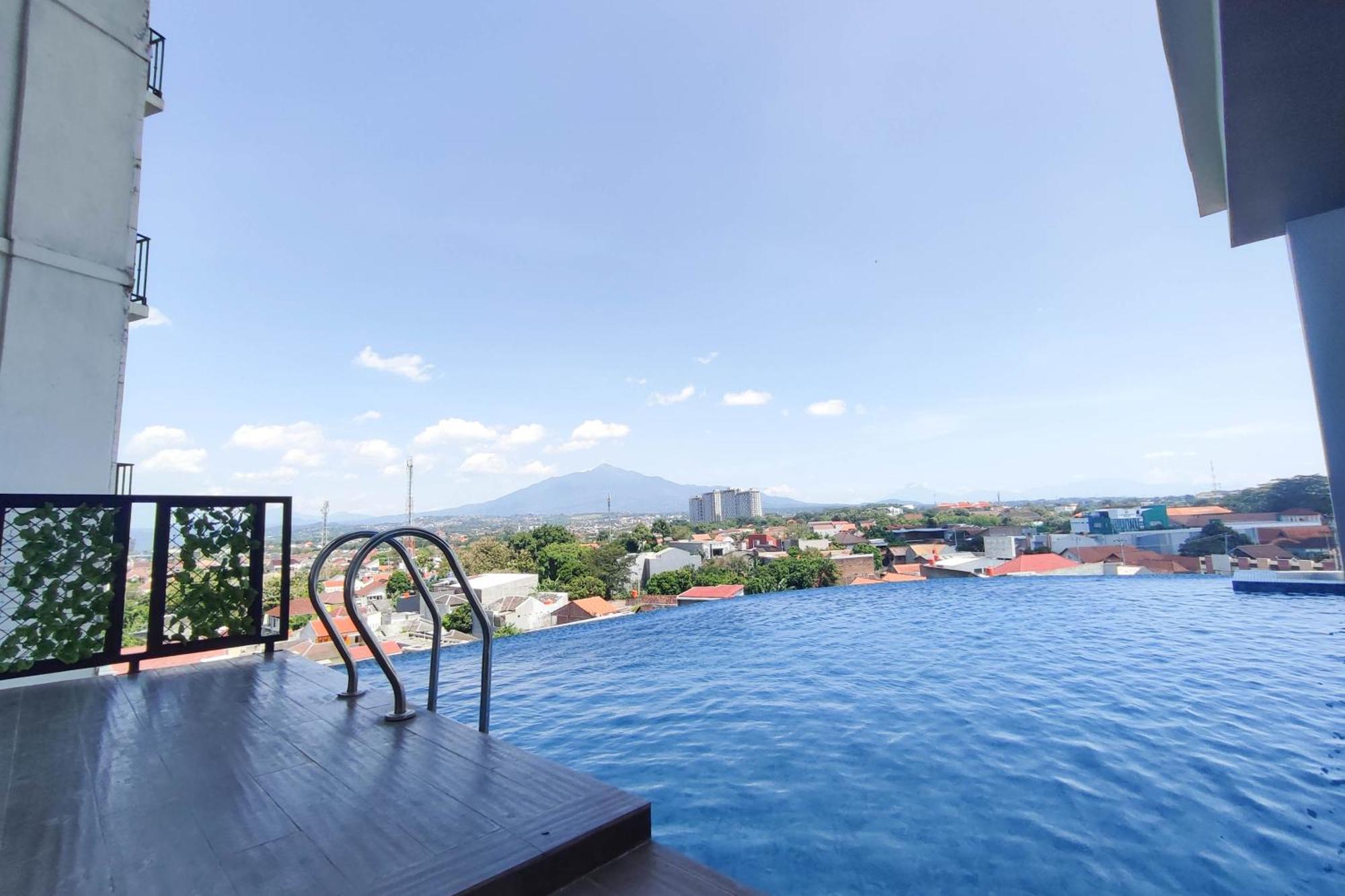 Apartemen Cozy Living At The Alton By Travelio